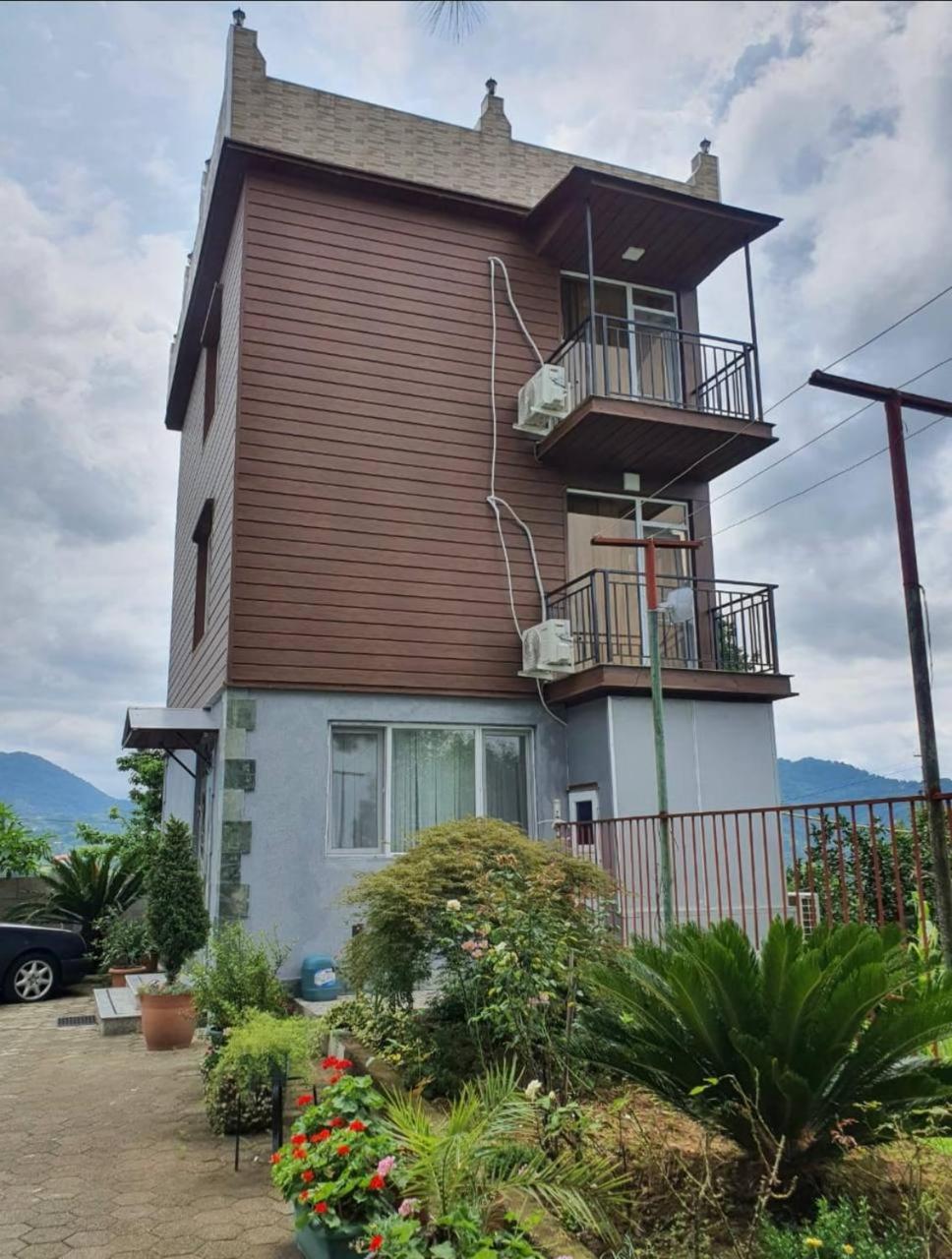 Gt House Batumi Hotel Exterior photo